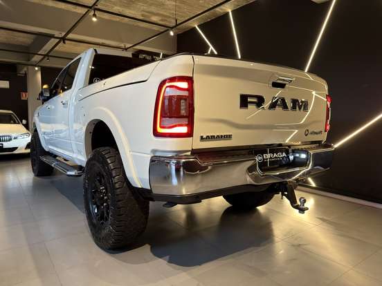 RAM-3500-6.7 I6 TURBO DIESEL LARAMIE CD 4X4 AUTOMÁTICO RAM-3500-2022