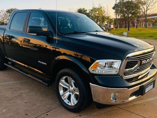RAM-CLASSIC-5.7 V8 GASOLINA LARAMIE CD 4X4 AUTOMÁTICO RAM-CLASSIC-2023