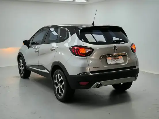RENAULT-CAPTUR-2019