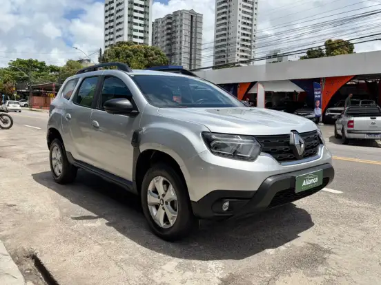 RENAULT-DUSTER-2023