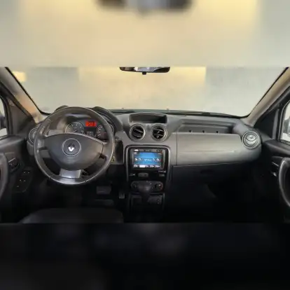 RENAULT-DUSTER-2013
