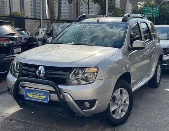 RENAULT DUSTER 2.0 DYNAMIQUE 4X2 16V FLEX 4P AUTOMÁTICO