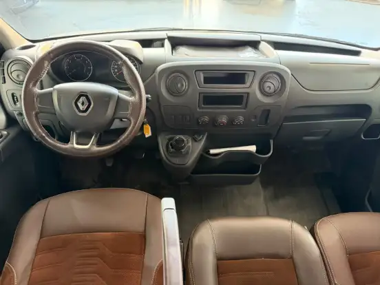 RENAULT-MASTER-2022