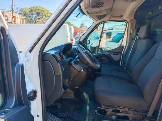 RENAULT-MASTER-2.3 DCI DIESEL FURGÃO L1H1 3P MANUAL RENAULT-MASTER-2019