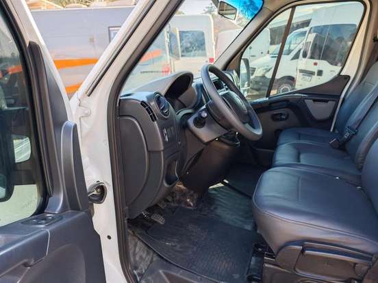 RENAULT-MASTER-2014