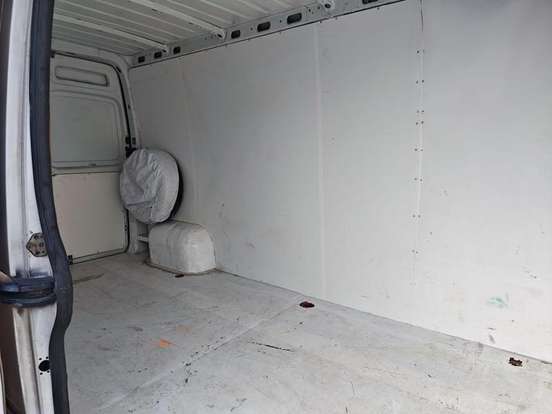 RENAULT-MASTER-2012