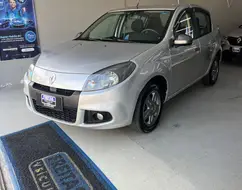 RENAULT SANDERO 1.0 TECH RUN 16V FLEX 4P MANUAL RENAULT SANDERO 1.0 TECH RUN 16V FLEX 4P MANUAL