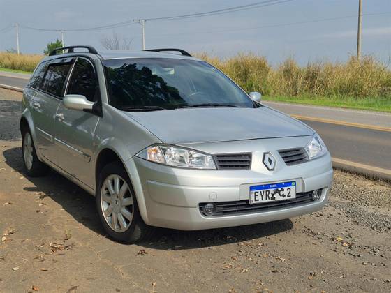RENAULT MEGANE 1.6 DYNAMIQUE GRAND TOUR 16V FLEX 4P MANUAL