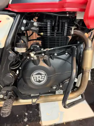 ROYAL ENFIELD-HIMALAYAN-2023