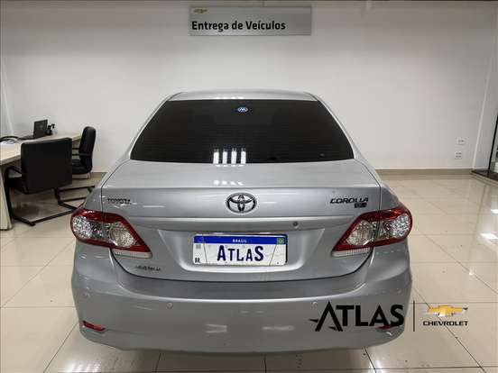 TOYOTA-COROLLA-2013