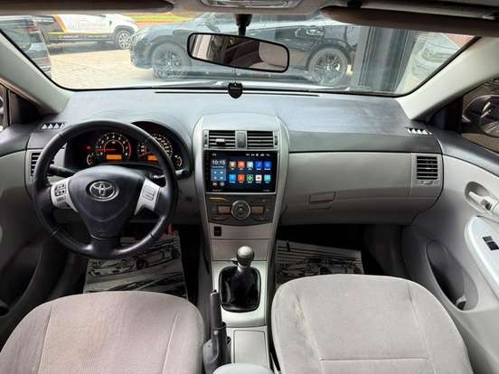 TOYOTA-COROLLA-2012