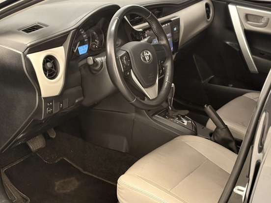 TOYOTA-COROLLA-2019