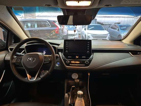 TOYOTA-COROLLA-2020