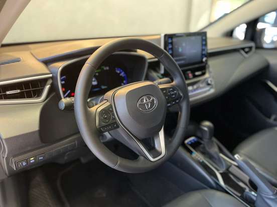 TOYOTA-COROLLA-2020