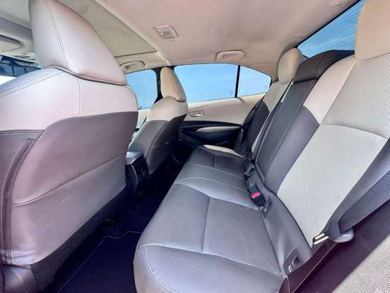 TOYOTA-COROLLA-2024