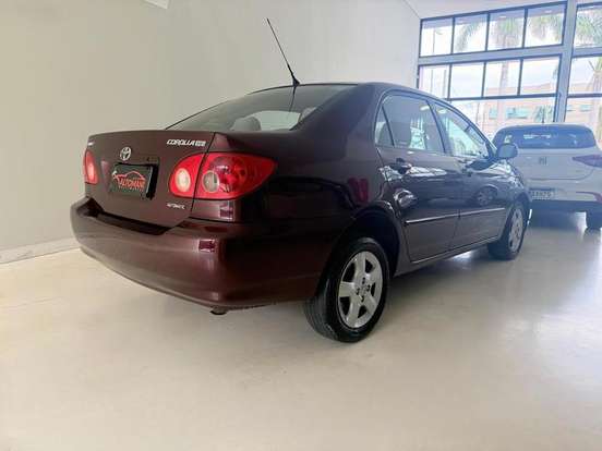 TOYOTA-COROLLA-2004