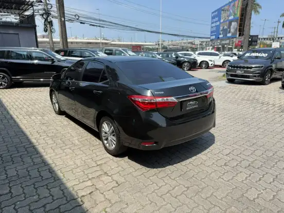 TOYOTA-COROLLA-2017