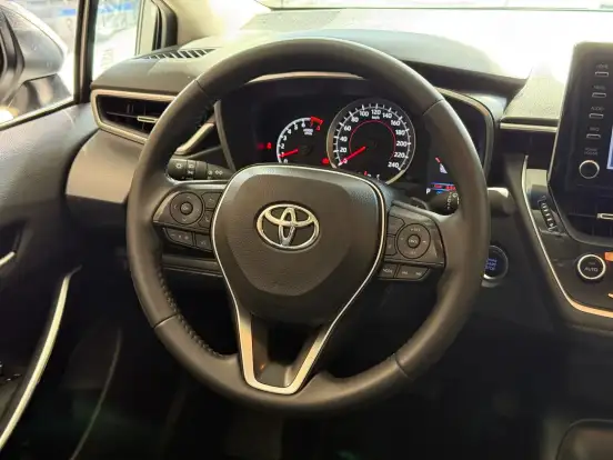 TOYOTA-COROLLA-2023