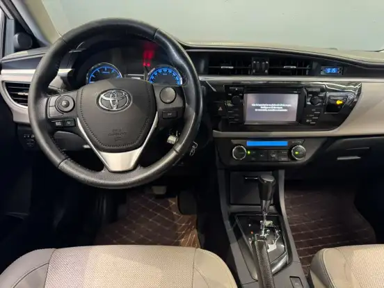 TOYOTA-COROLLA-2015