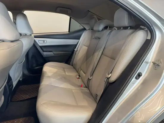 TOYOTA-COROLLA-2015
