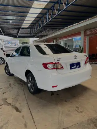 TOYOTA-COROLLA-2012