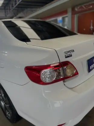 TOYOTA-COROLLA-2012