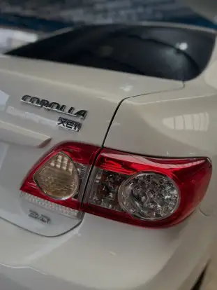 TOYOTA-COROLLA-2012