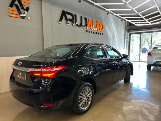 TOYOTA-COROLLA-2.0 XEI 16V FLEX 4P AUTOMÁTICO TOYOTA-COROLLA-2015