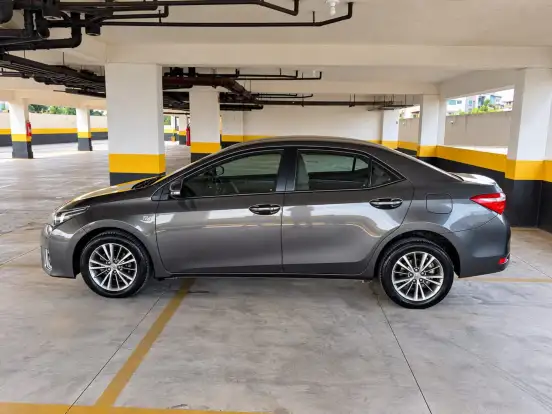 TOYOTA-COROLLA-2015