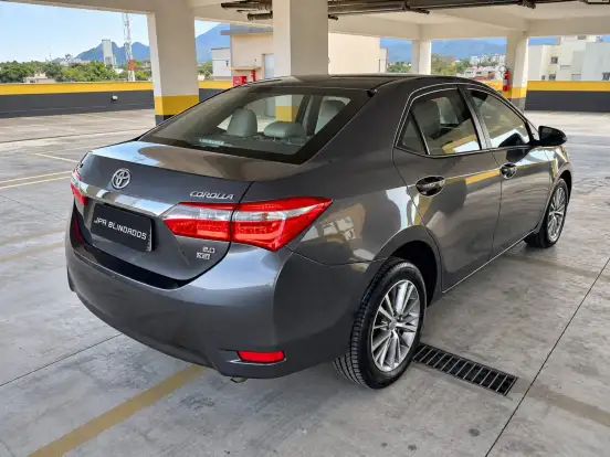 TOYOTA-COROLLA-2015
