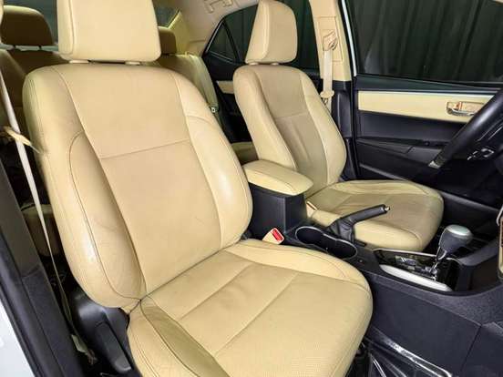 TOYOTA-COROLLA-2.0 ALTIS 16V FLEX 4P AUTOMÁTICO TOYOTA-COROLLA-2017