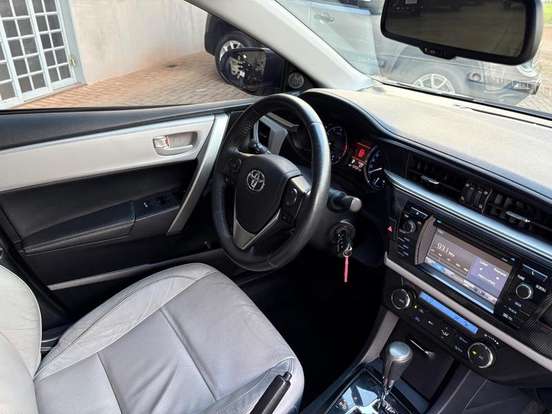 TOYOTA-COROLLA-2.0 XEI 16V FLEX 4P AUTOMÁTICO TOYOTA-COROLLA-2015