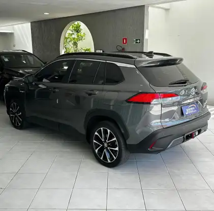 TOYOTA-COROLLA CROSS-2024