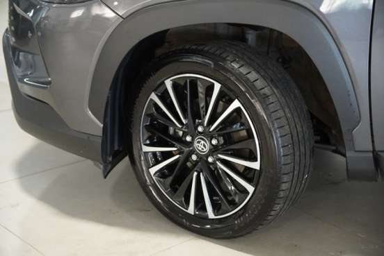 TOYOTA-COROLLA CROSS-2024