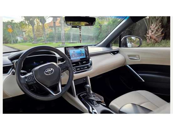 TOYOTA-COROLLA CROSS-2026