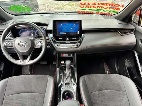 TOYOTA-COROLLA CROSS-2024