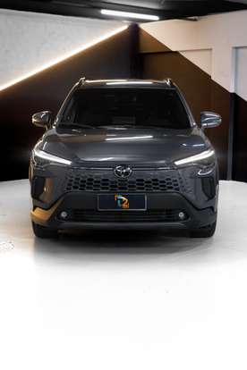 TOYOTA-COROLLA CROSS-2025