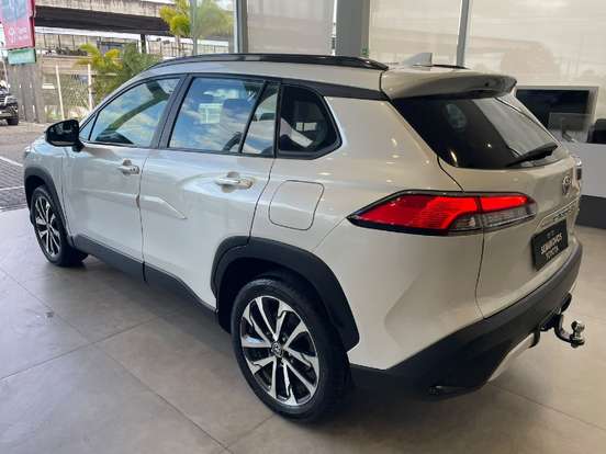 TOYOTA-COROLLA CROSS-2023