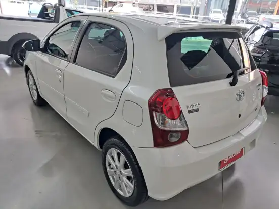 TOYOTA-ETIOS-1.5 X PLUS 16V FLEX 4P MANUAL TOYOTA-ETIOS-2018