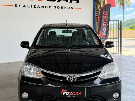 TOYOTA-ETIOS-1.5 XLS 16V FLEX 4P MANUAL TOYOTA-ETIOS-2013