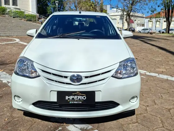 TOYOTA ETIOS 1.5 XS 16V FLEX 4P AUTOMÁTICO