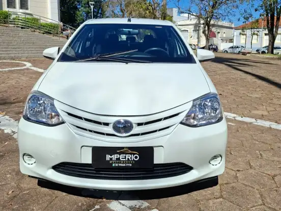 TOYOTA-ETIOS-1.5 XS 16V FLEX 4P AUTOMÁTICO TOYOTA-ETIOS-2016