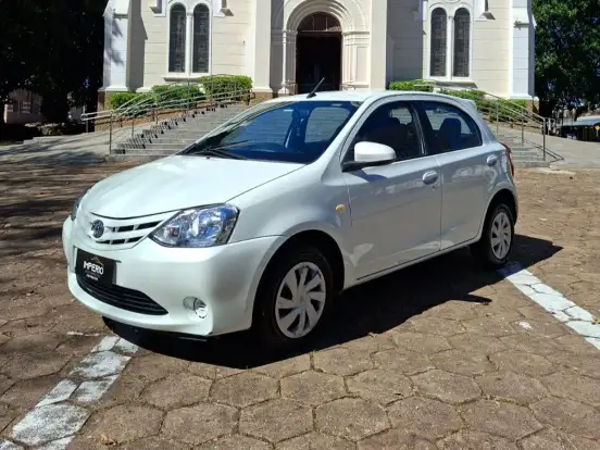 TOYOTA-ETIOS-1.5 XS 16V FLEX 4P AUTOMÁTICO TOYOTA-ETIOS-2016