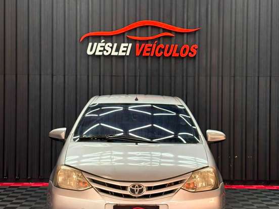 TOYOTA-ETIOS-1.3 X 16V FLEX 4P MANUAL TOYOTA-ETIOS-2014