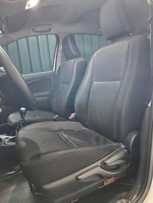 TOYOTA-ETIOS-2018