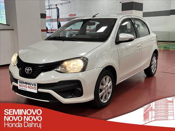TOYOTA ETIOS 1.5 X PLUS 16V FLEX 4P AUTOMÁTICO