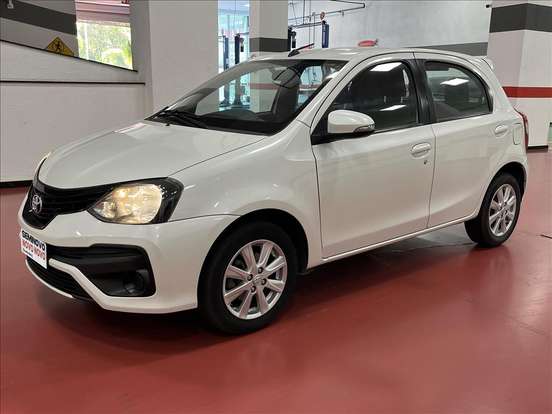 TOYOTA-ETIOS-1.5 X PLUS 16V FLEX 4P AUTOMÁTICO TOYOTA-ETIOS-2019