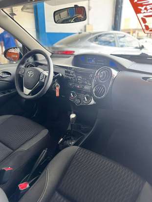 TOYOTA-ETIOS-2019