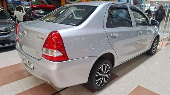 TOYOTA-ETIOS-2014