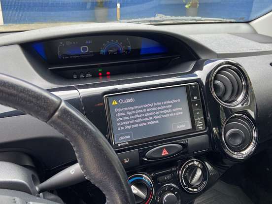 TOYOTA-ETIOS-1.5 XLS SEDAN 16V FLEX 4P AUTOMÁTICO TOYOTA-ETIOS-2016